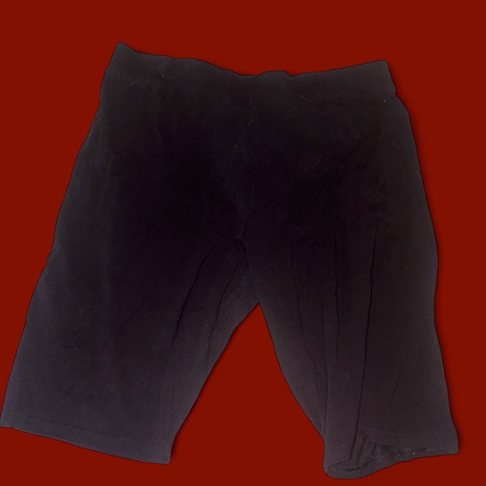 BLACK H&M BIKER SHORTS